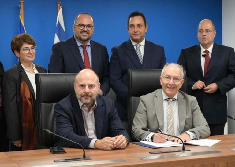 Νέα συνεργασία Υπουργείου Ναυτιλίας και ΤΕΕ για την προστασία του αιγαιοπελαγίτικου τοπίου και των διατηρητέων κτιρίων στα νησιά.