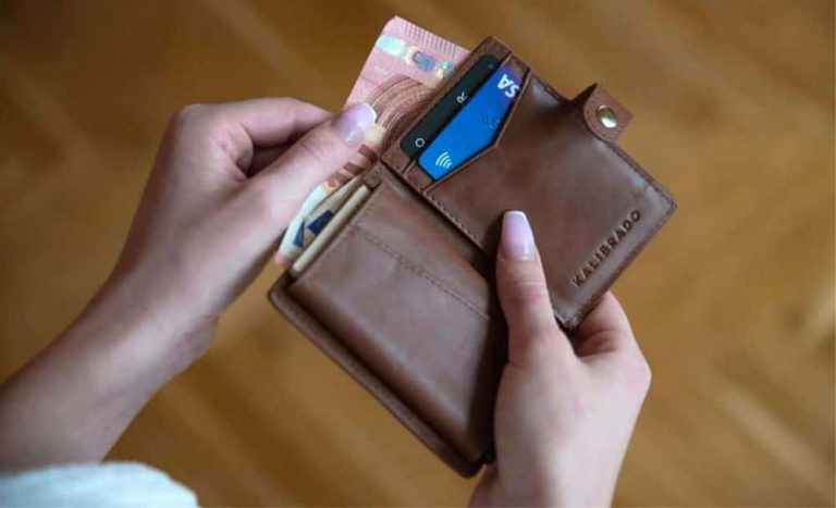 Απώλεια πορτοφολιού στην περιοχή Ποταμοί έως Ταξιάρχη Καλύμνου