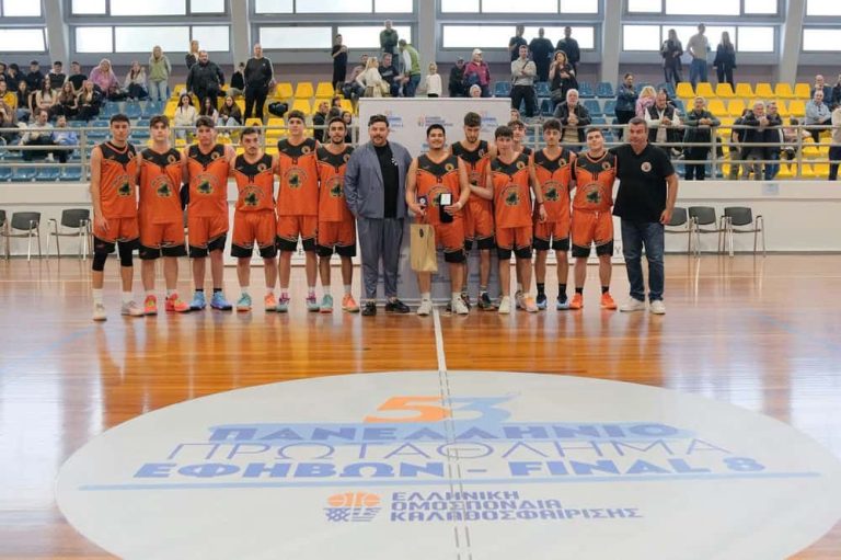 Στο Final 8 της Ελλάδας οι Έφηβοι της Ακαδημίας Καλύμνου – Με αξιοπρέπεια απέναντι στις κορυφαίες ομάδες που τις κοίταξαν στα μάτια κερδίζοντας το σεβασμό τους.