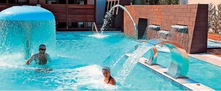 Κως – Σαντορίνη: Ώθηση στον τουρισμό ευεξίας με την αναγνώριση δύο νέων ιαματικών πηγών