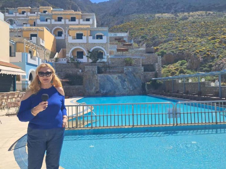 Ανανεωμένο και πανέτοιμο το Elena Village στον Αρμεό ανοίγει την Πέμπτη 30 Απριλίου – Δυναμική εκκίνηση για την τουριστική σεζόν στην Κάλυμνο (video)